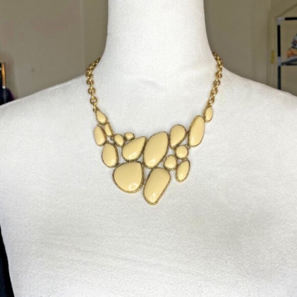 Jewelry - Vintage Women's 18" Bib Reversible Necklace Faceted Beads & Bird Engraved Gold